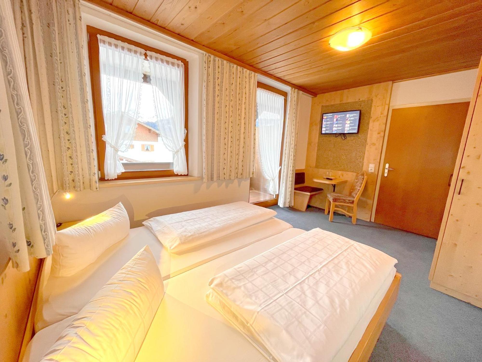 Fideliushaus Bed and Breakfast Oberstdorf Exteriör bild